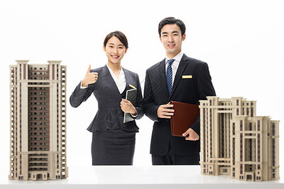 專業(yè)形象，信任之基 房產(chǎn)經(jīng)紀人頭像在房地產(chǎn)咨詢服務(wù)中的重要性